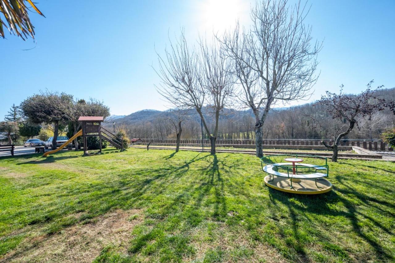 Agriturismo Caperroni Pescopagano Exteriér fotografie